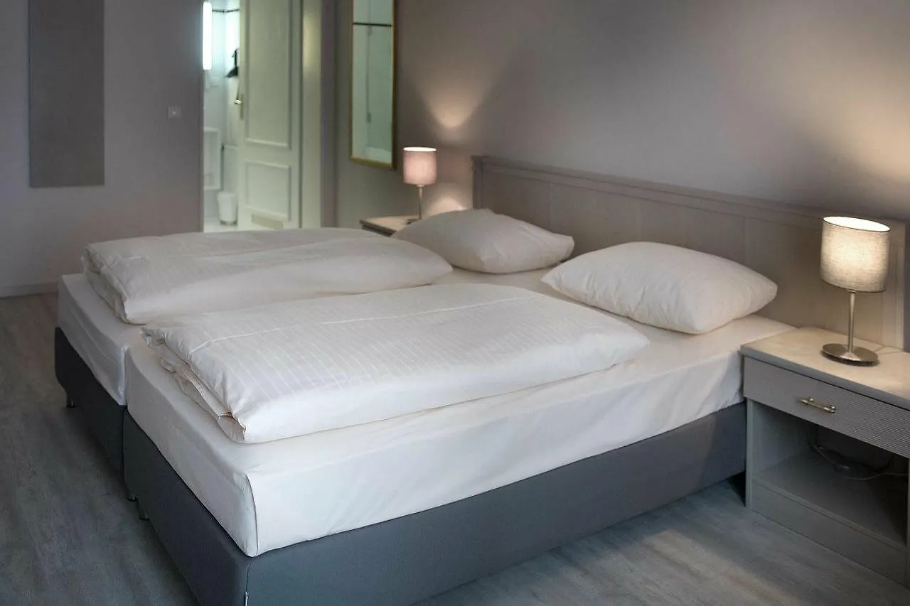 Hotel Deutsches Theater Stadtzentrum Monaco di Baviera 4*,  Germania